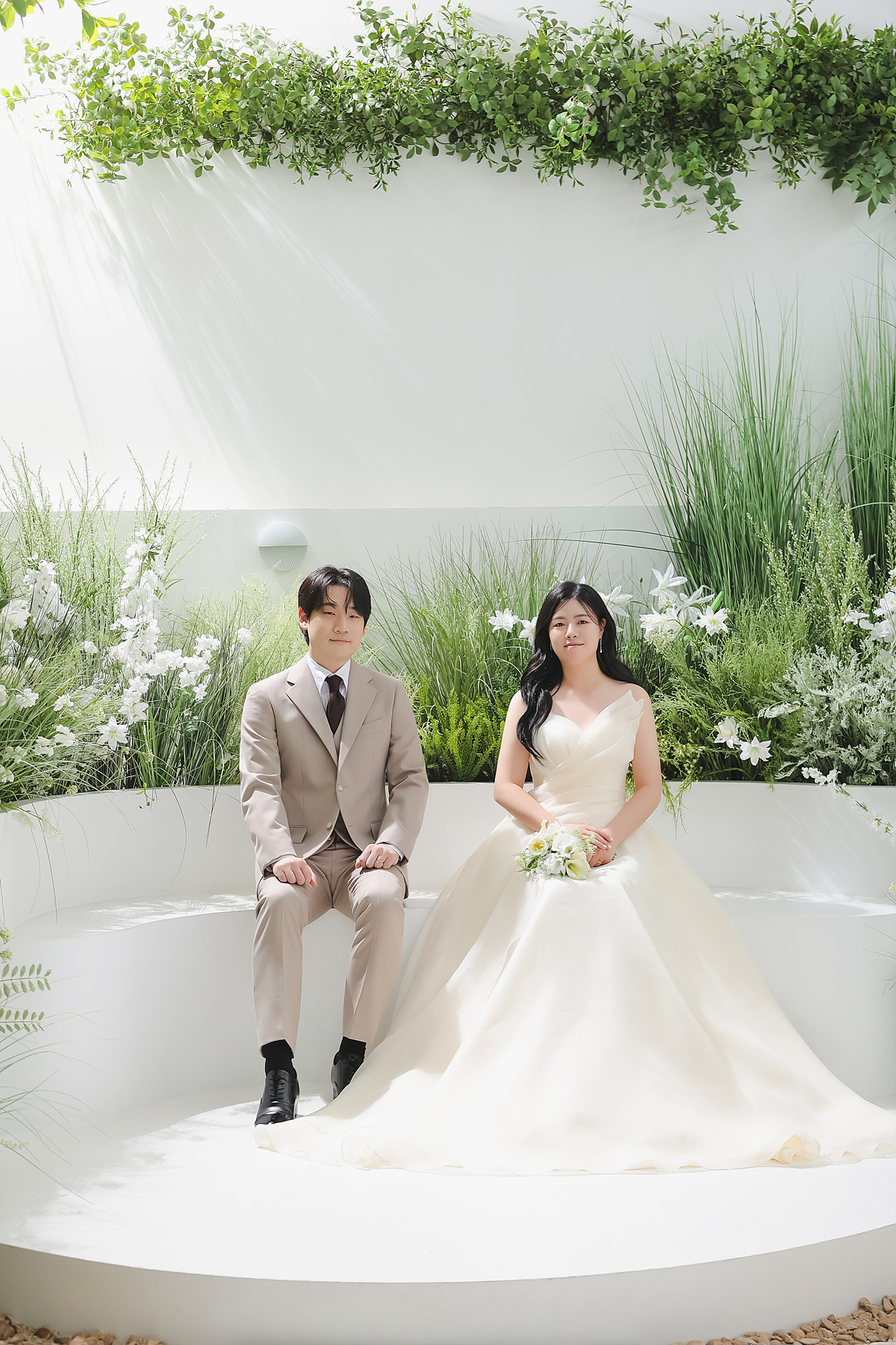 전단인 권은비 웨딩 사진 1